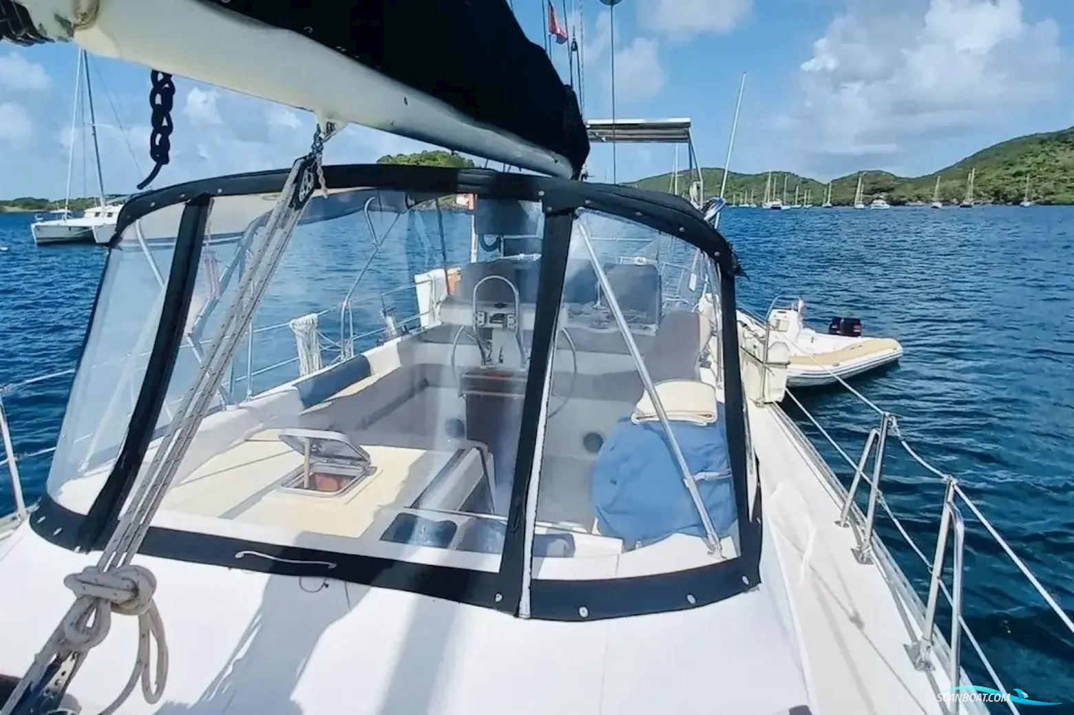 Catalina Out Island Classic 41