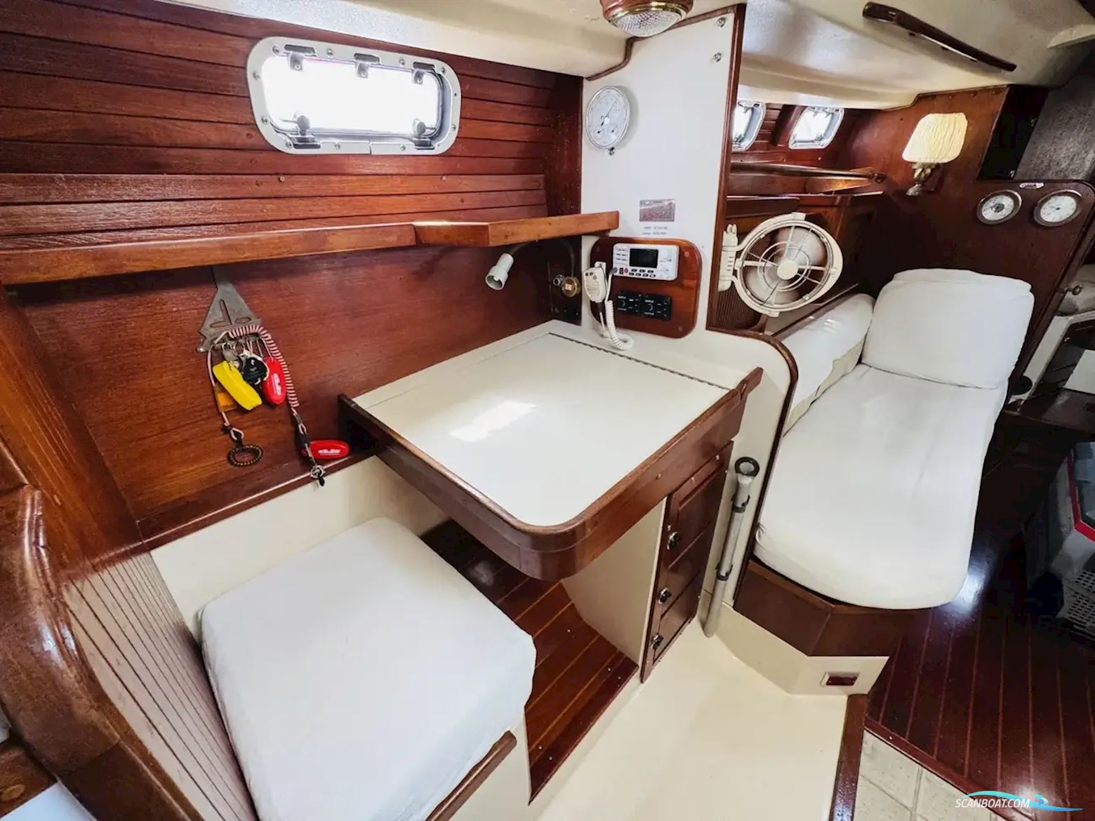 Catalina Out Island Classic 41