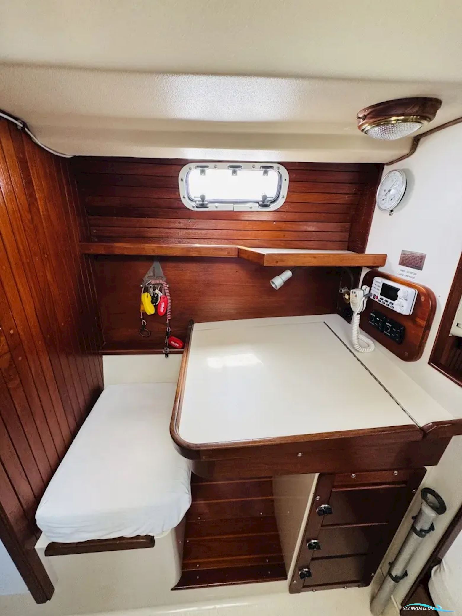 Catalina Out Island Classic 41