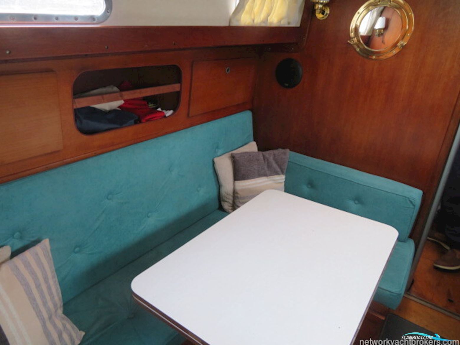 Classic Yacht Frans Maas Raider 35