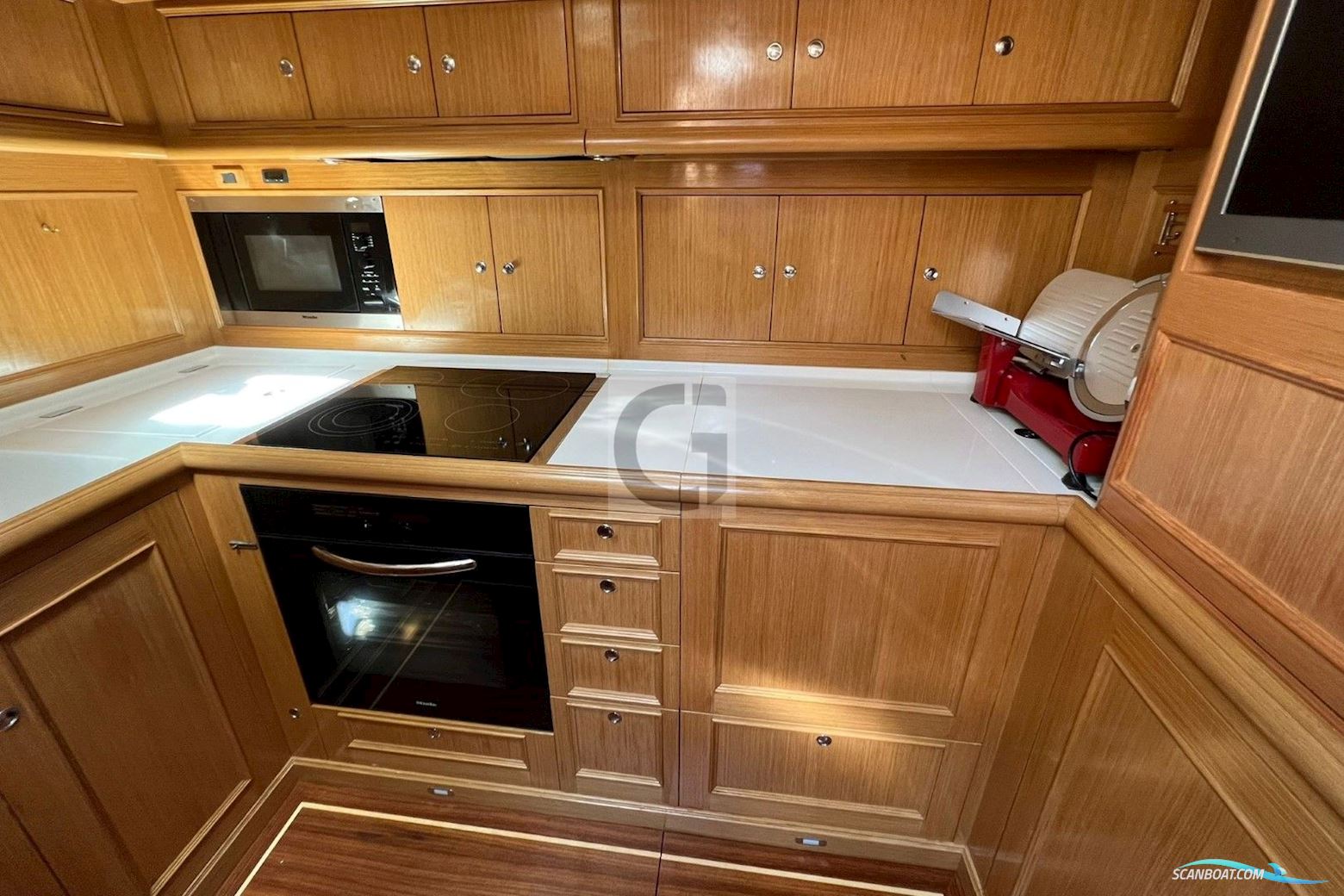 CN Yacht 2000 Felci FY71