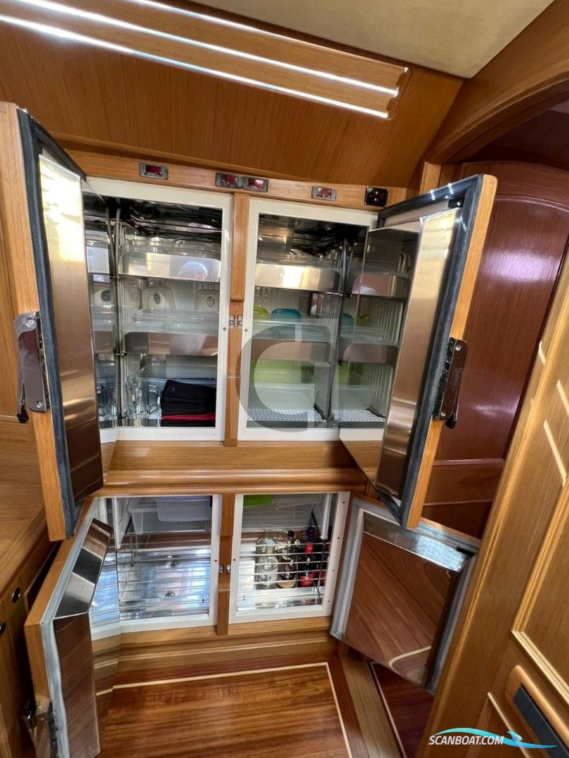 CN Yacht 2000 Felci FY71