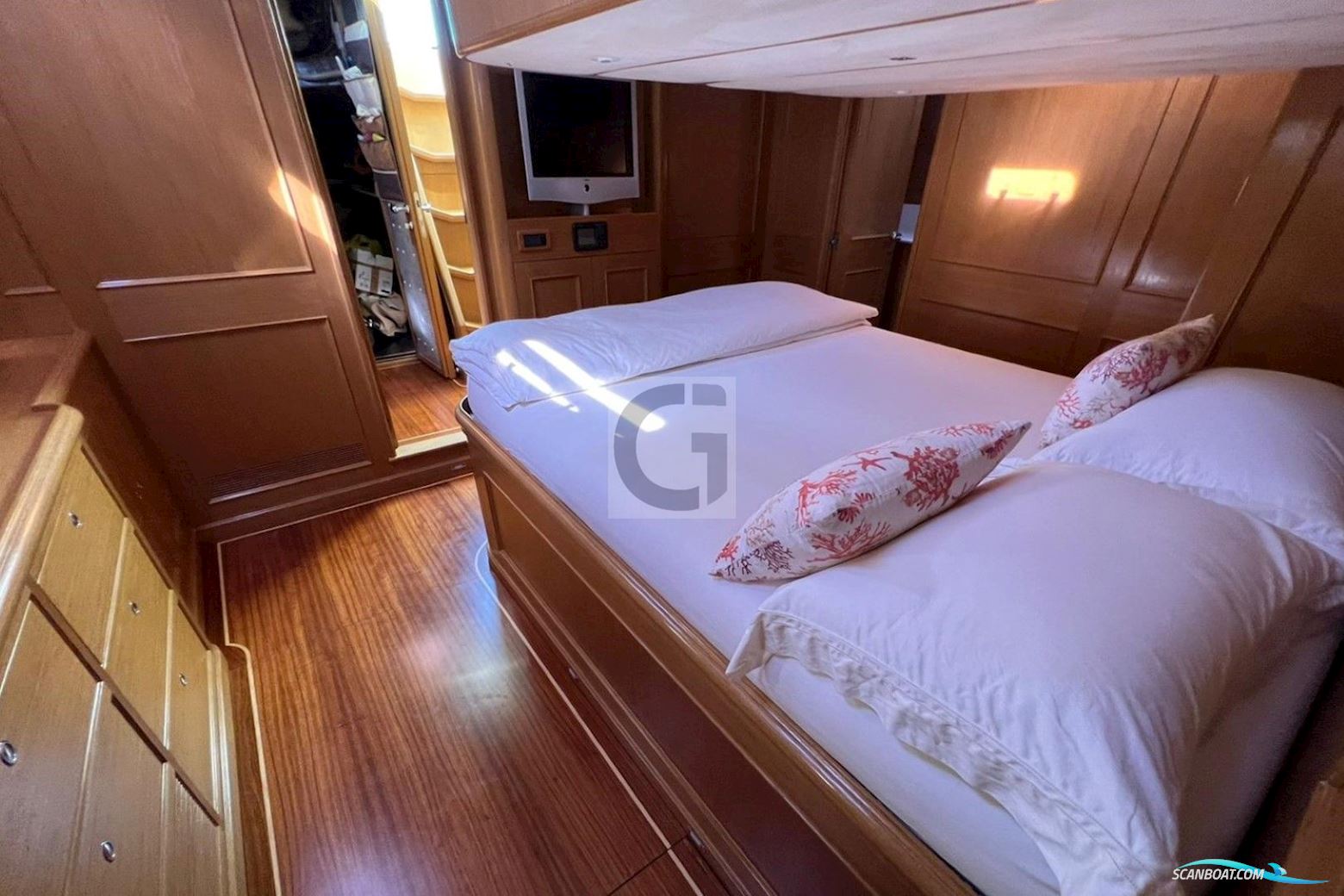 CN Yacht 2000 Felci FY71