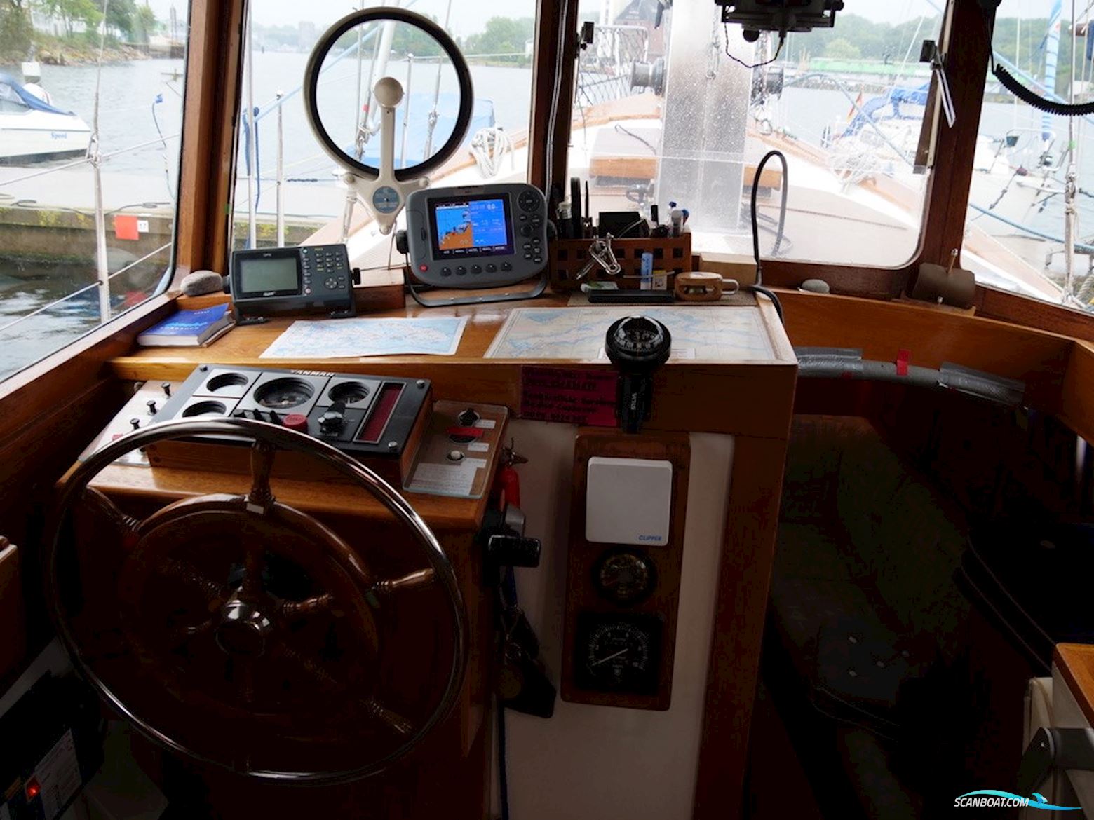 Colvic 29  Coaster  Custom