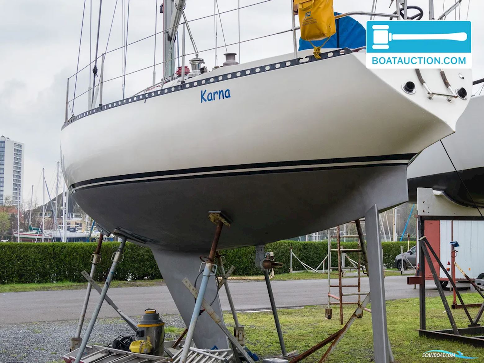Colvic UFO 34