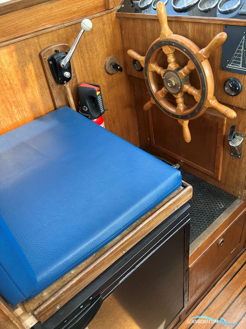 Colvic Victor 34