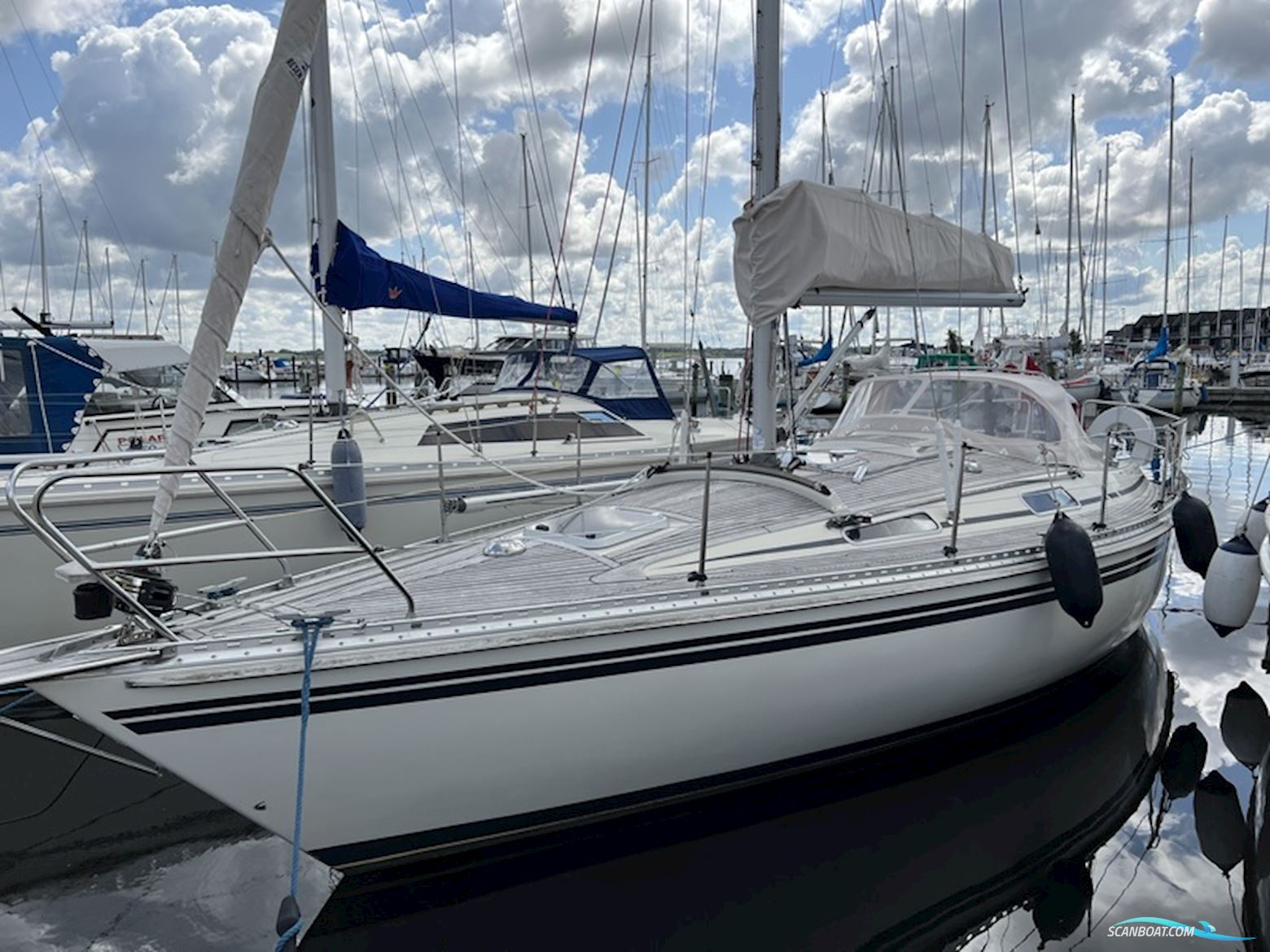 Comfortina 32 Segelboot 1989, mit Volvo Penta 2003
 motor, Dänemark