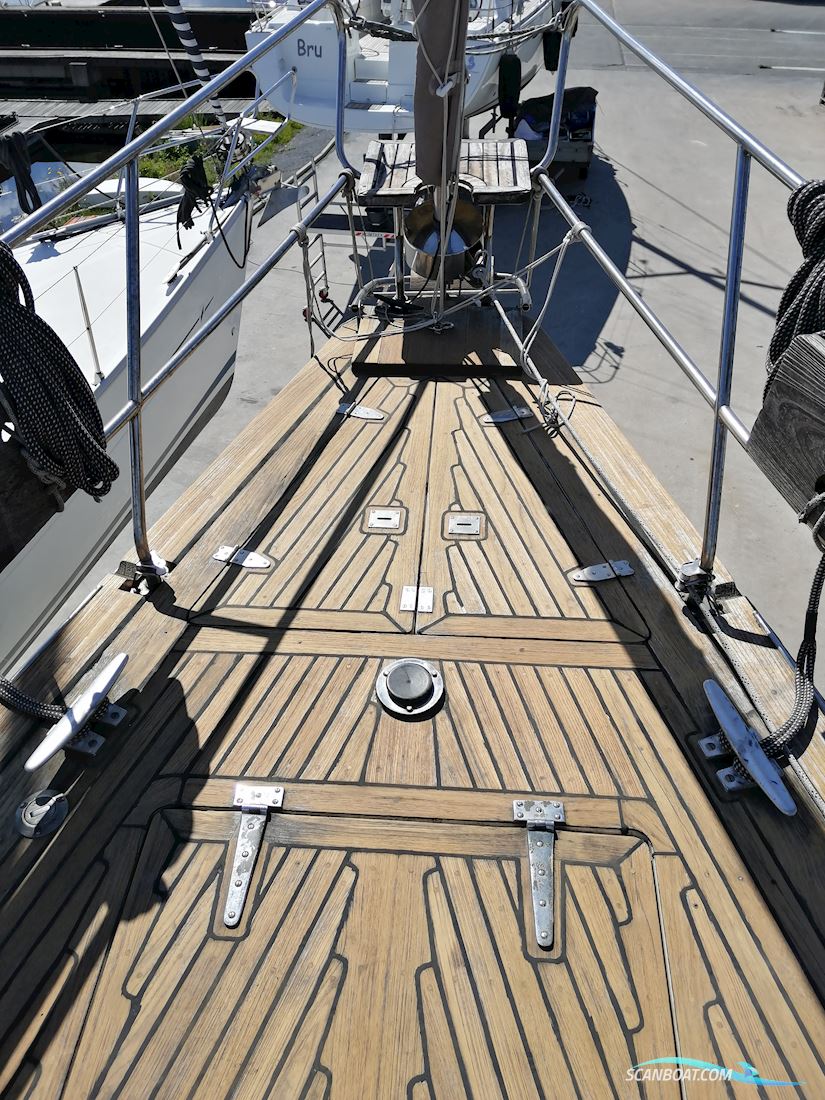 Conrad Outborn 40