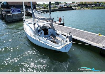 Contessa 32 Segelboot 1982, mit Beta 25 motor, England