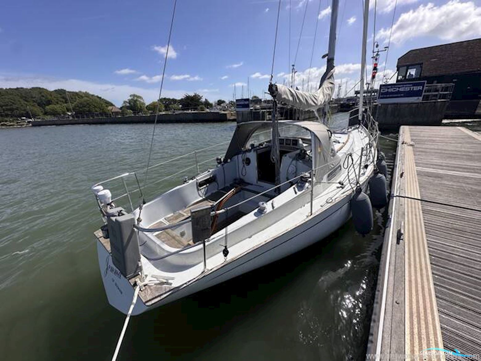 Contessa 32
