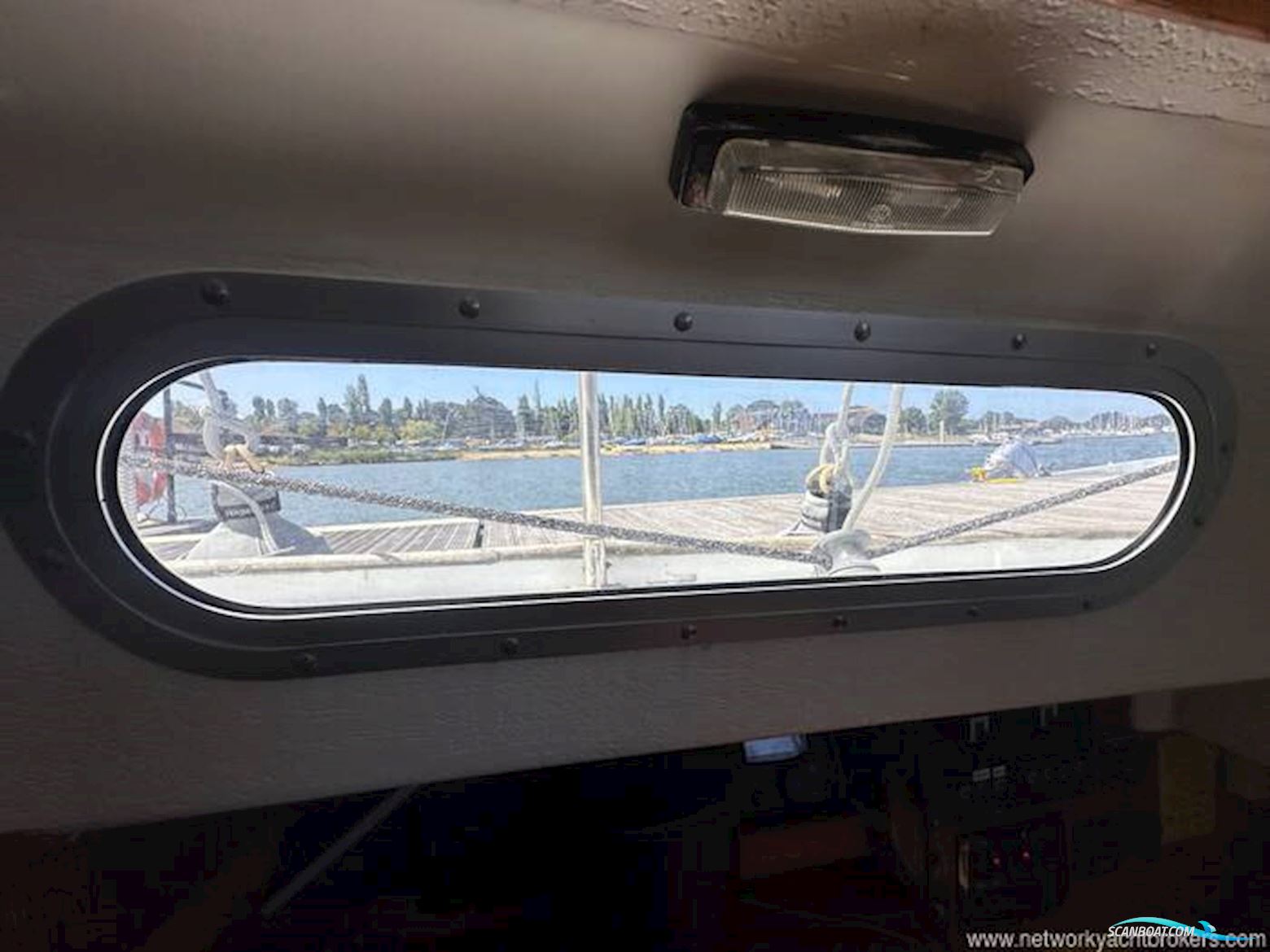 Contessa 32