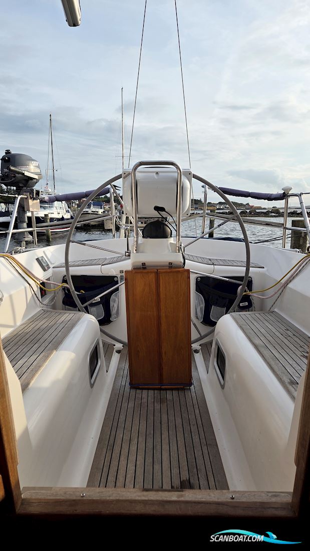 CR YACHTS 390