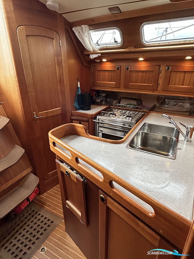 CR YACHTS 390