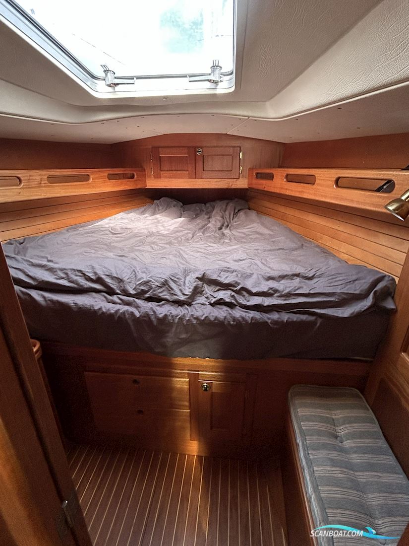 CR YACHTS 390