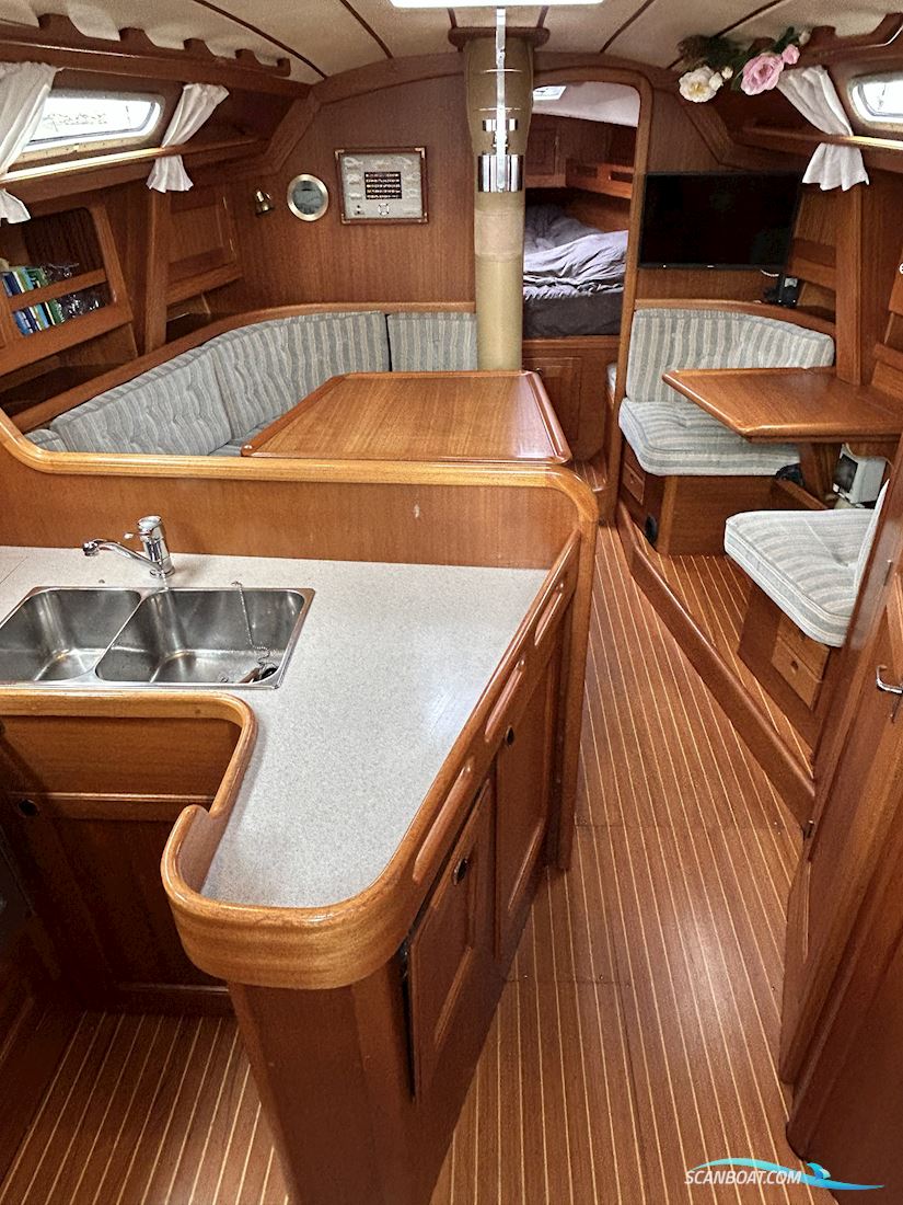 CR YACHTS 390