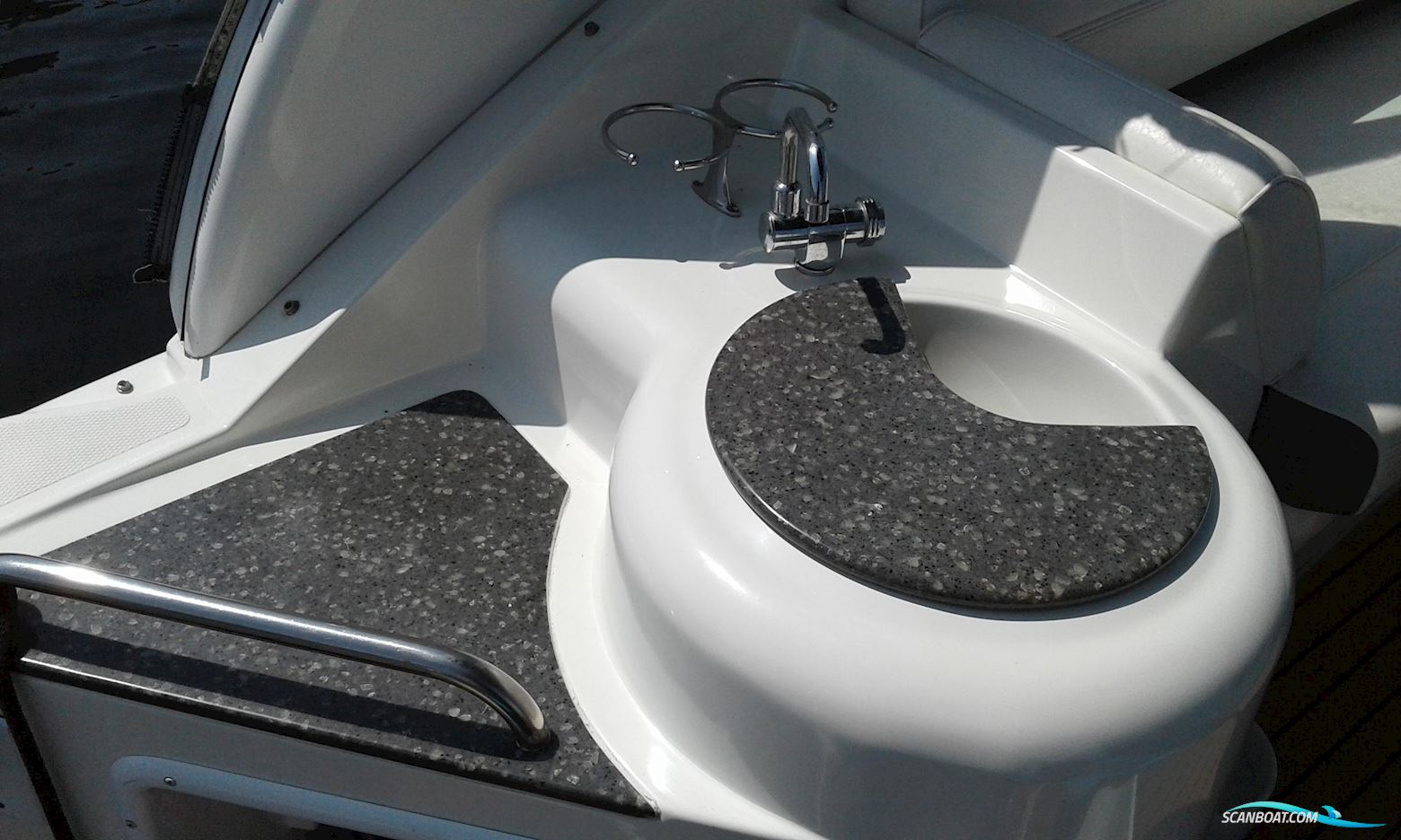 Cruisers Yachts 300 Cxi Express