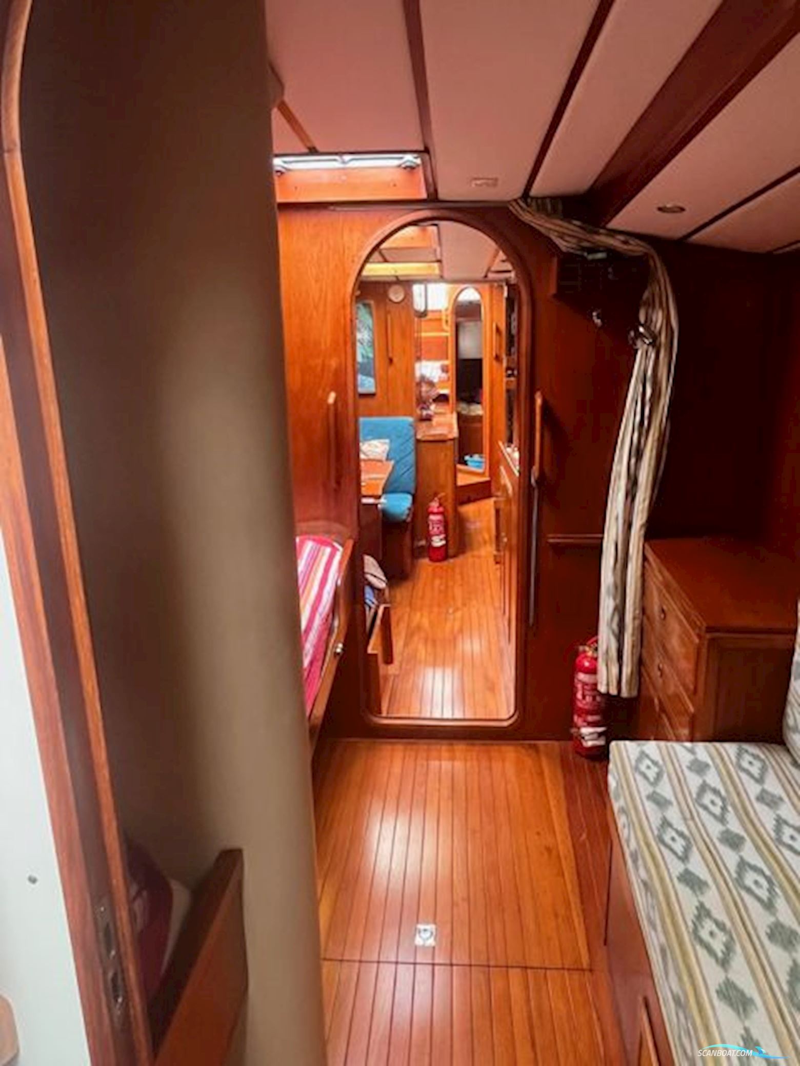 Custom built boat DAMIEN II Joubert-Nivelt 16m steel sailing yacht