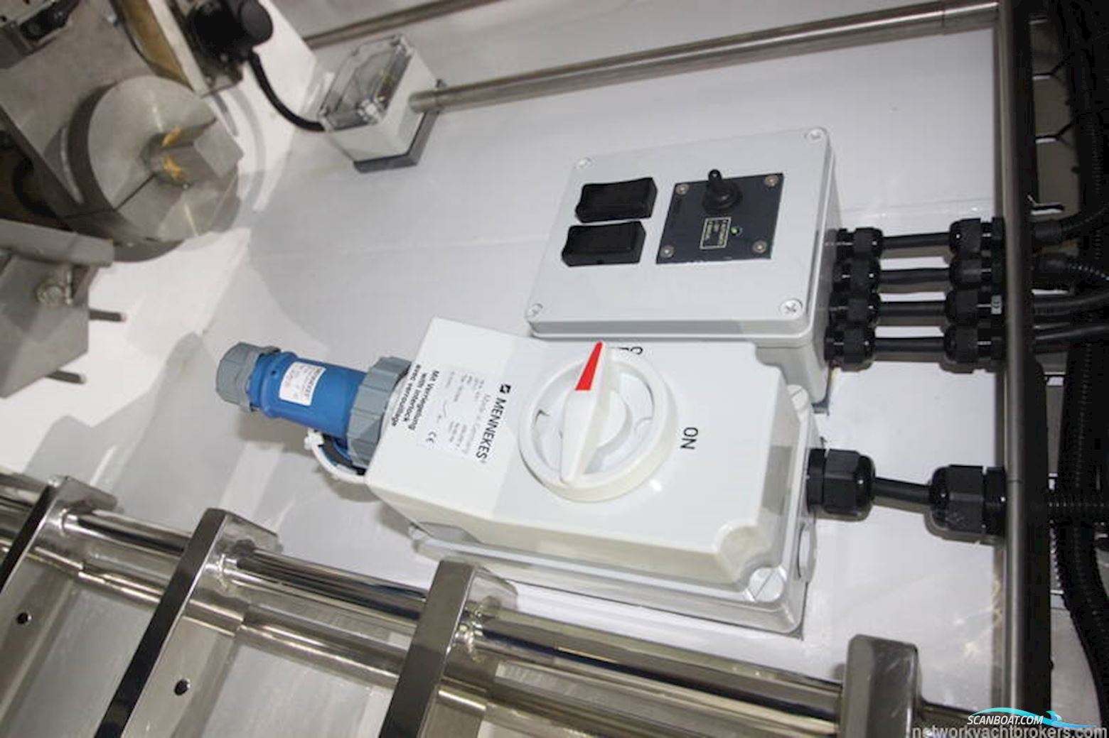 Custom Built High Latitude S542