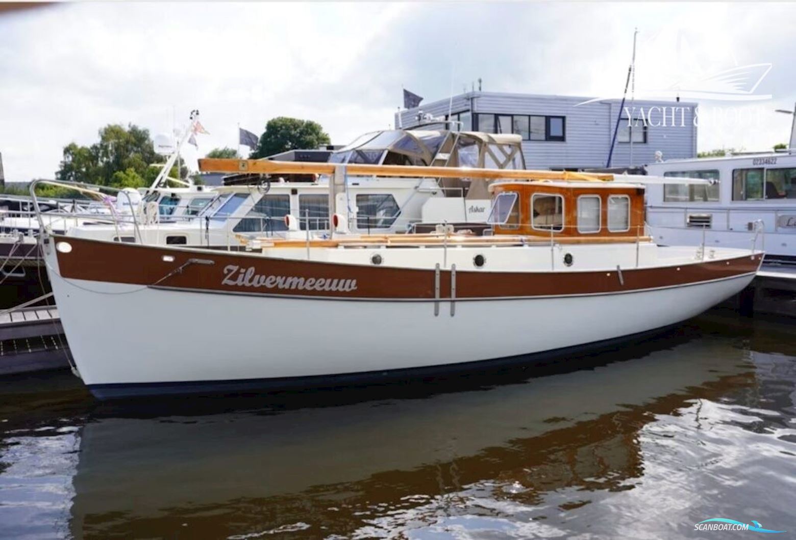 Custom Craft Black Arrow Motorsegler Segelboot 2011, mit Mitsubishi motor, Niederlande
