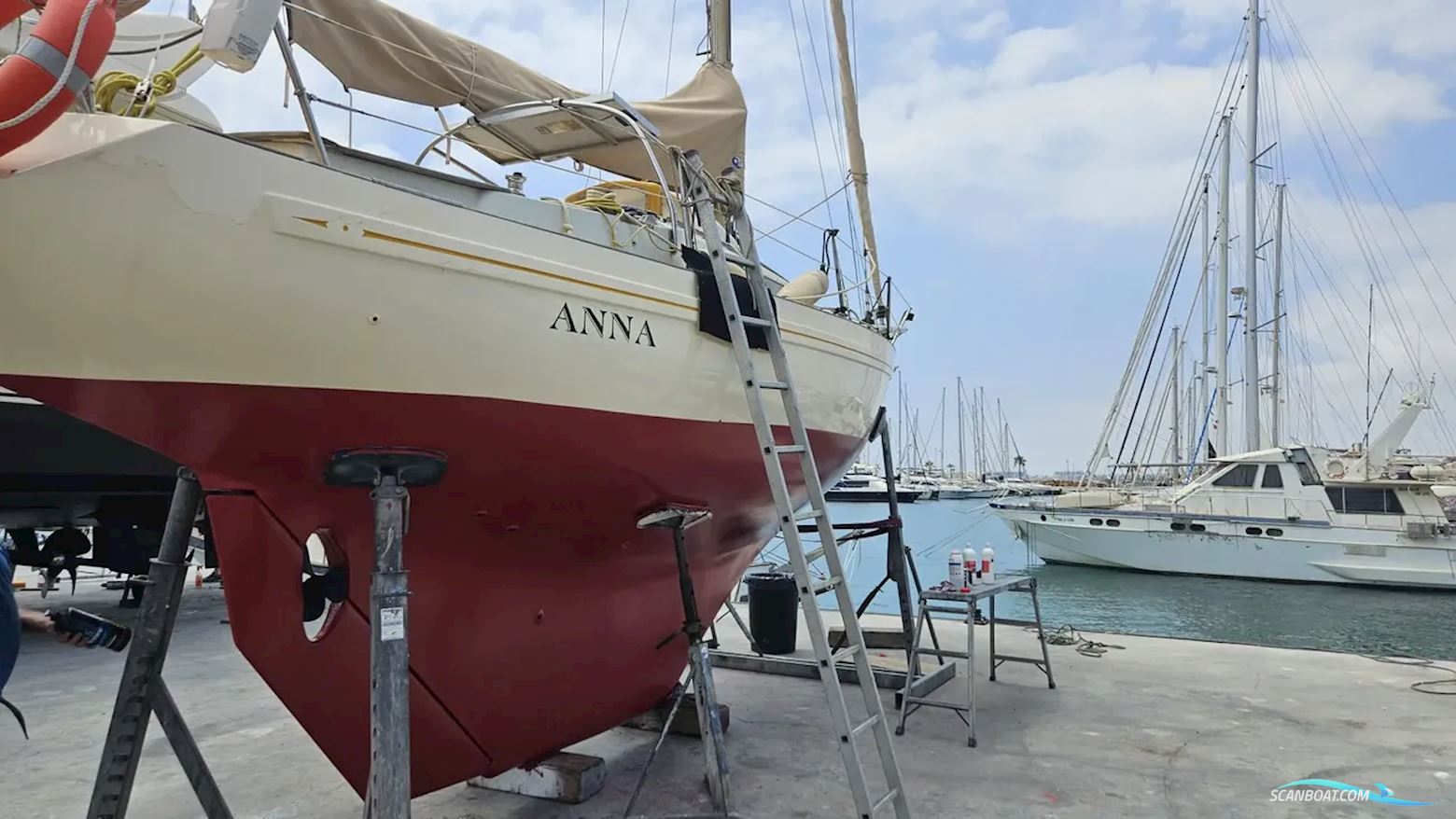 CUTLASS 27