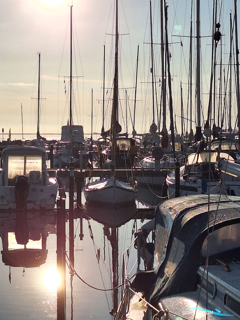 Damjolle Kragejolle Tuckerboot Gaffelsegler Spitzgatter Poca 17