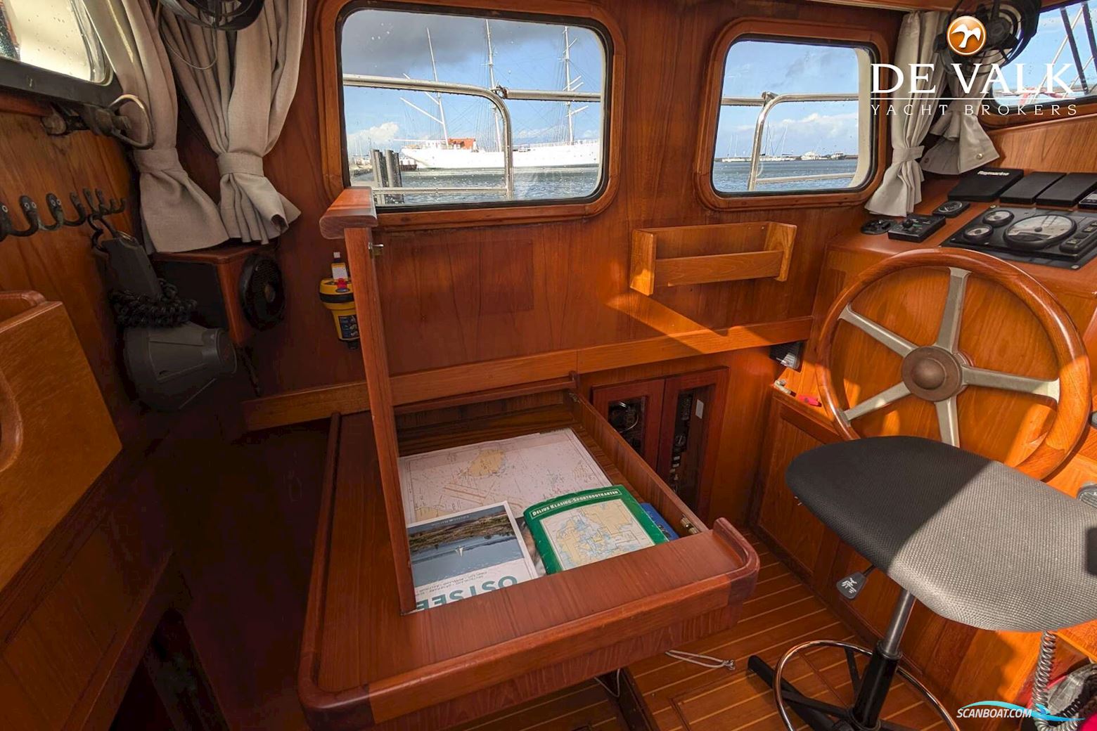 Danish Rose 42