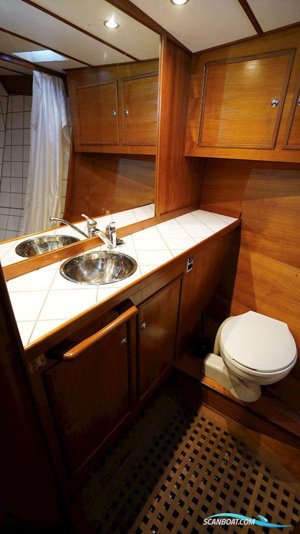 De Vries Lentsch 57 Classic Ketch