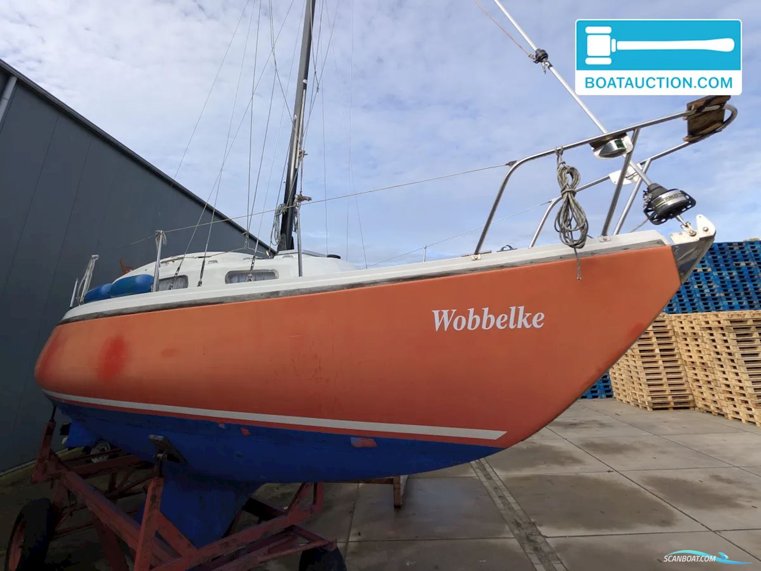 Defender 27 Segelboot 1977, mit Volvo Penta motor, Niederlande