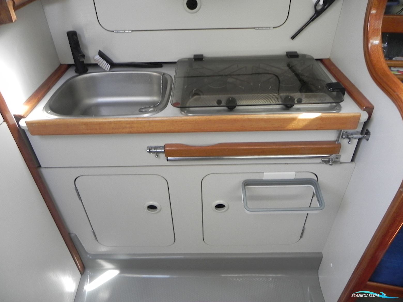 Dehler  28