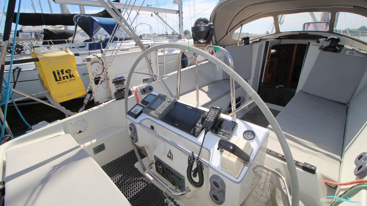 Dehler 37 Cruising 