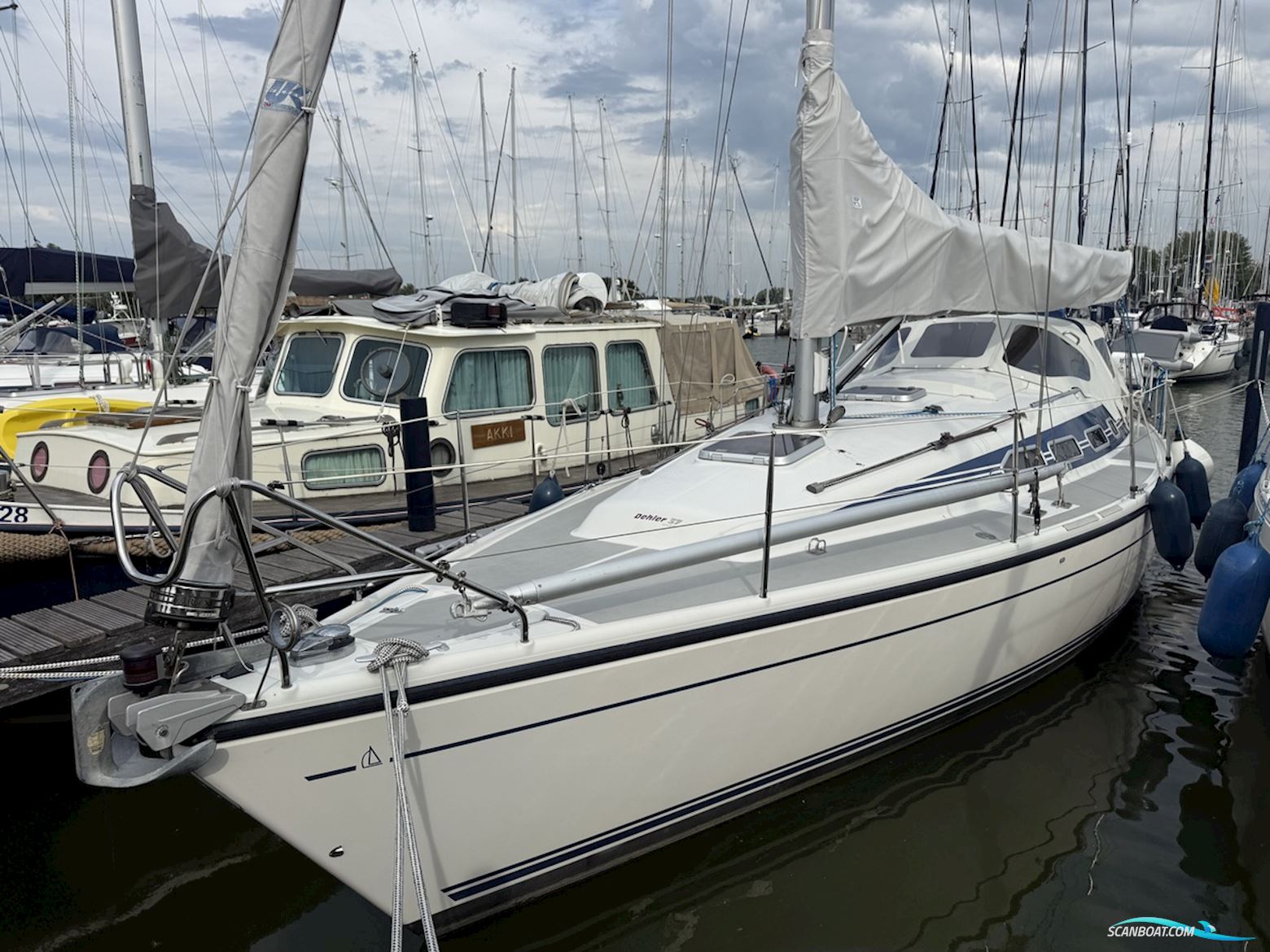 Dehler 37