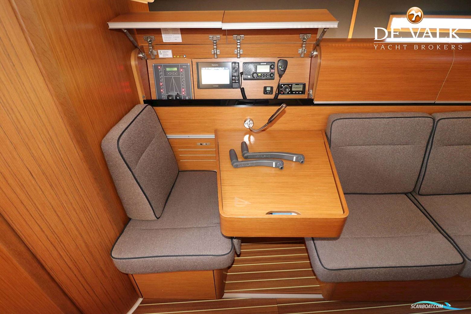 Dehler 38