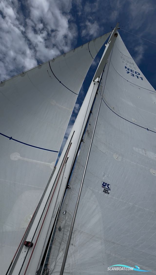 Dehler 39 SQ Carbon rigging 