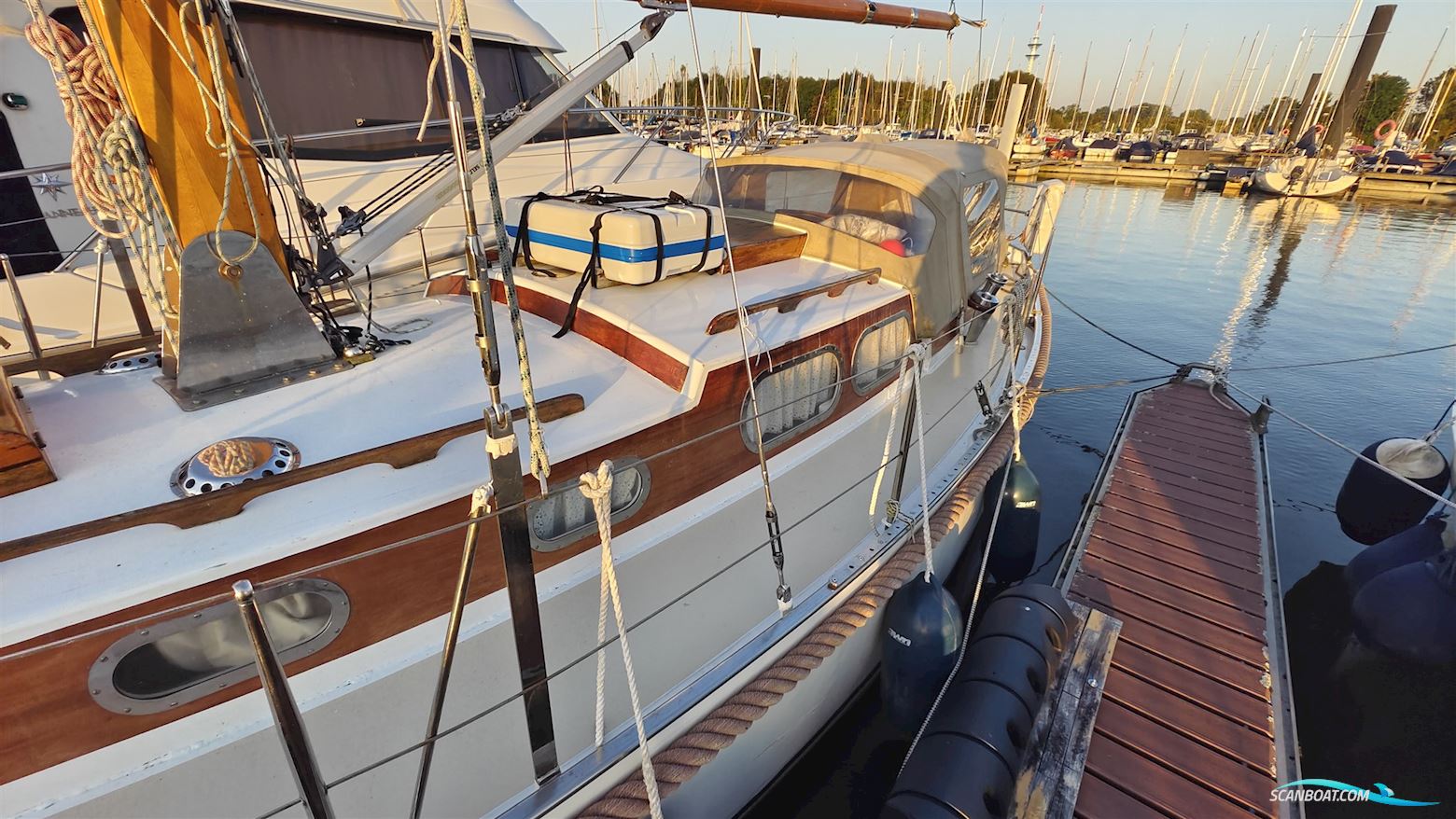 Dekker & Söhne Marken II