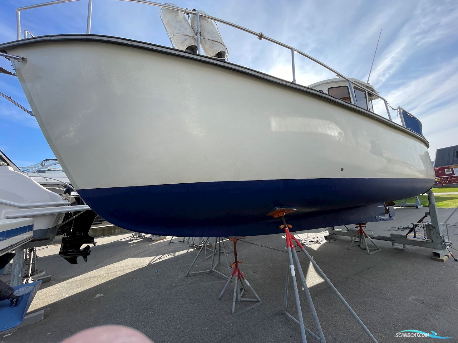 DM Fisherman 27 Motorsejler