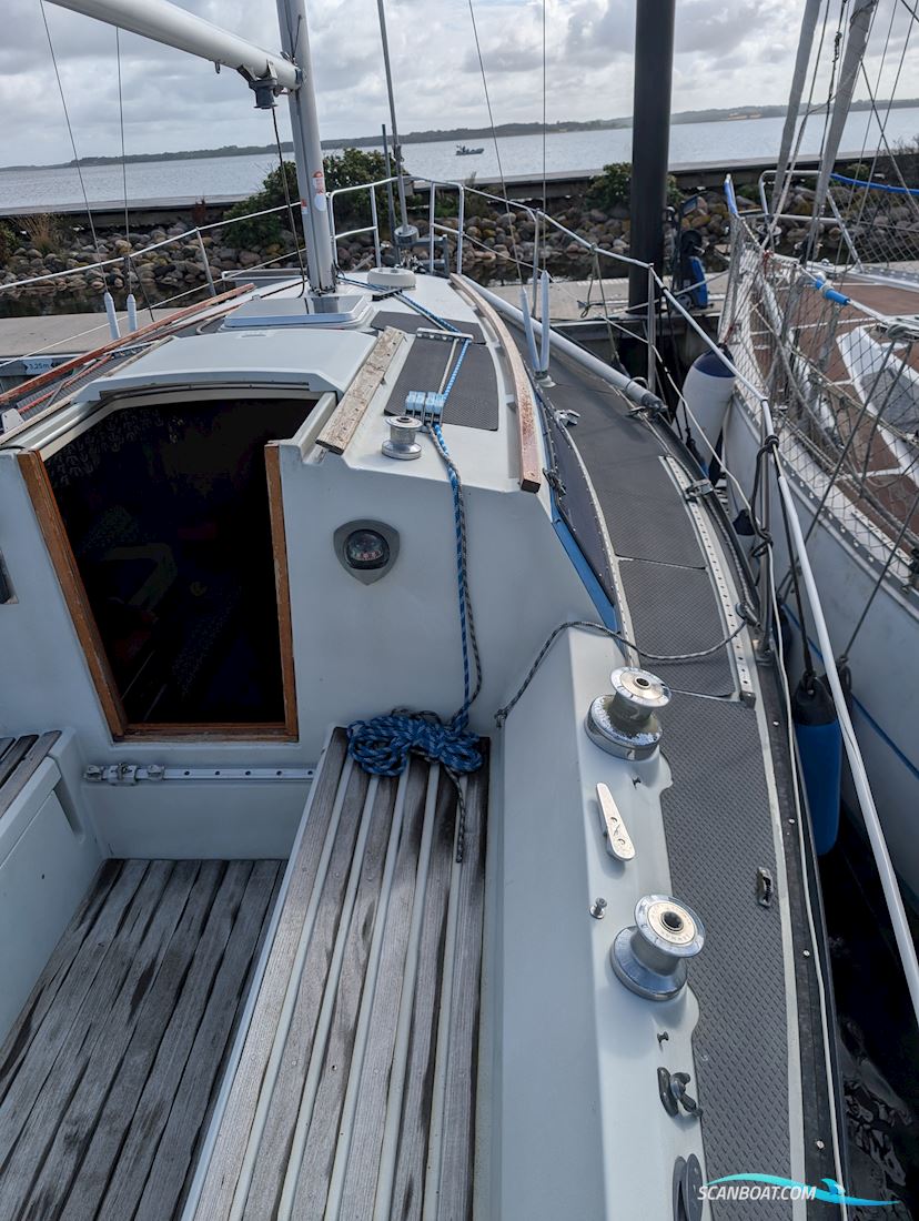 Dufour 2800