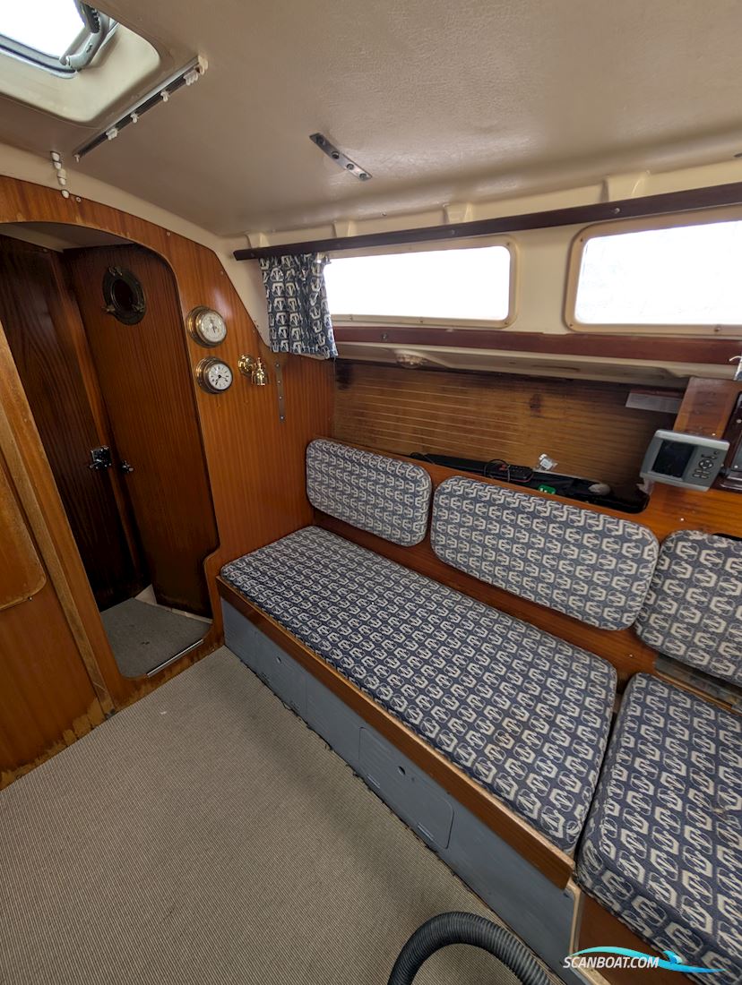 Dufour 2800