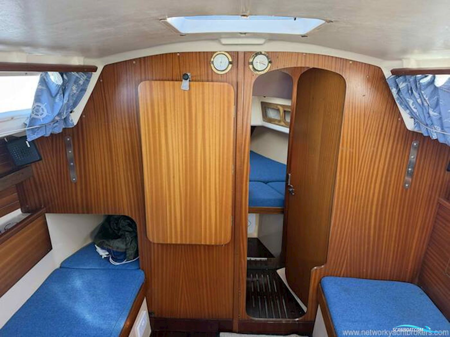 Dufour 2800
