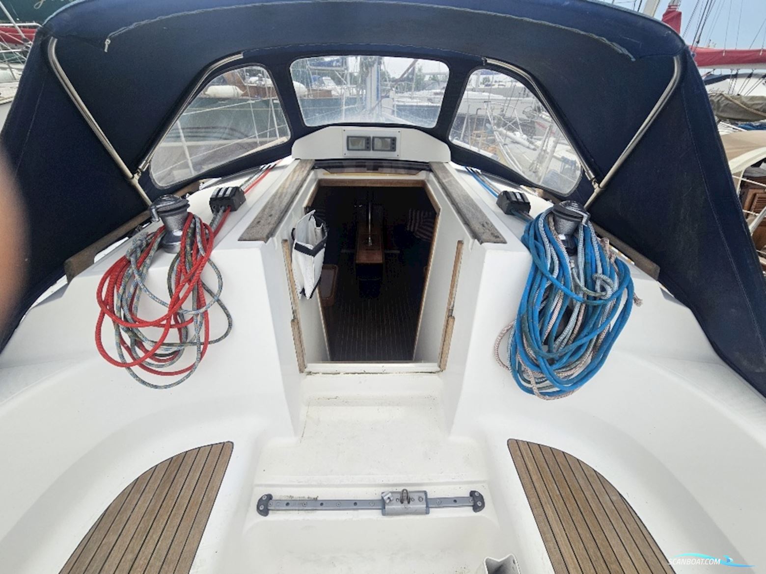 Dufour 32 Classic