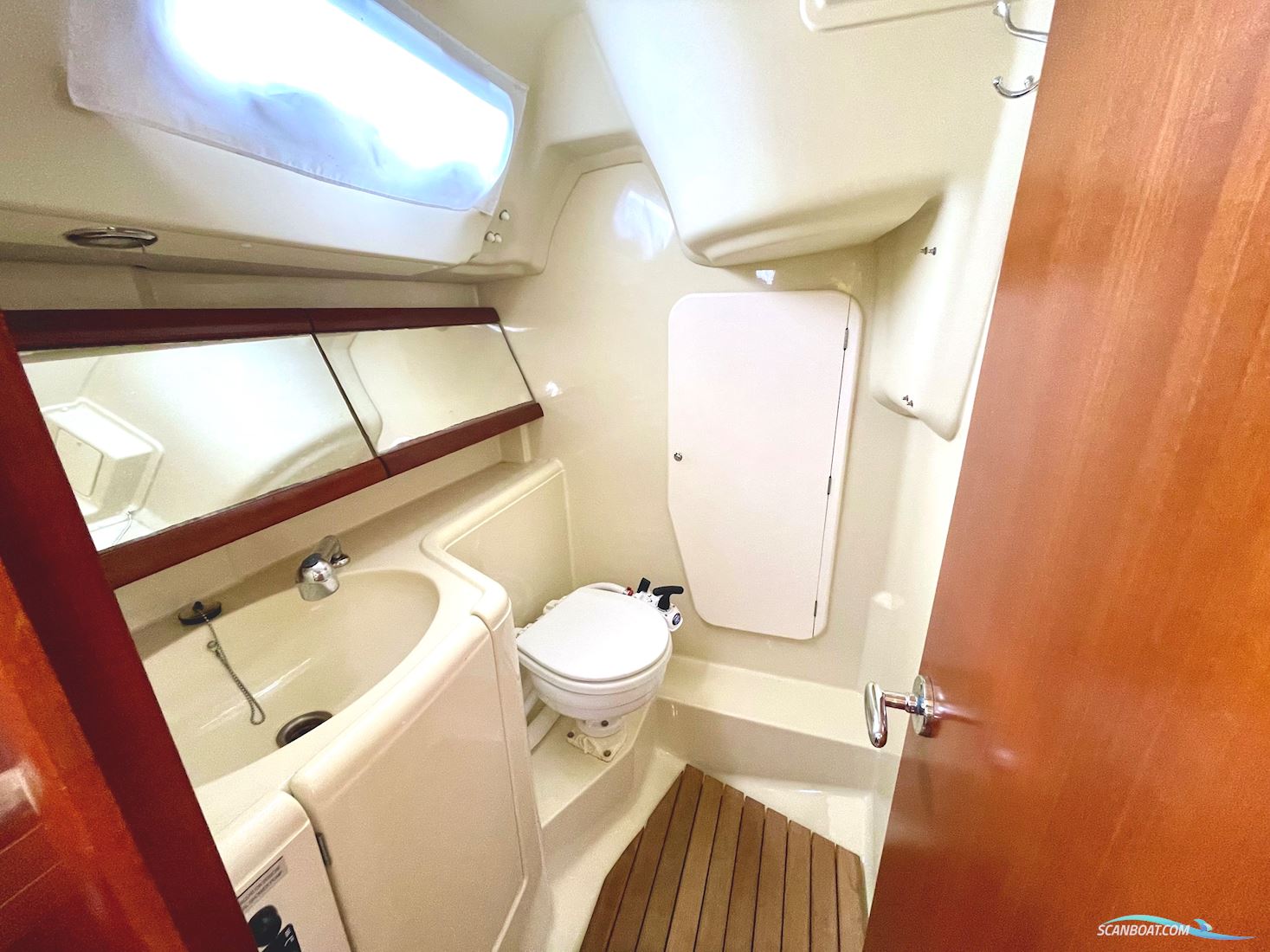 Dufour 325 Grand Large