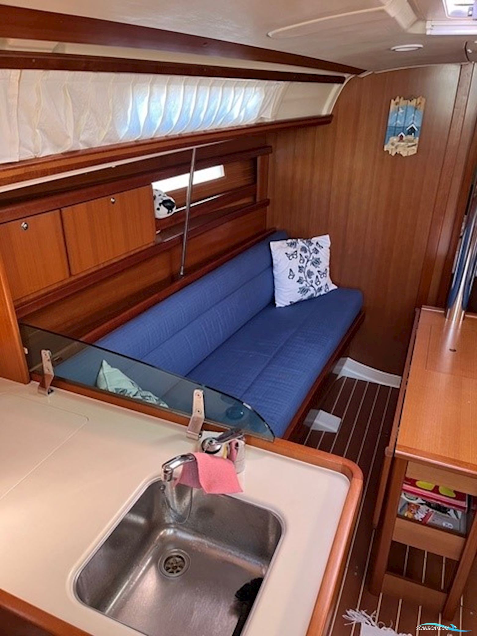 Dufour 325