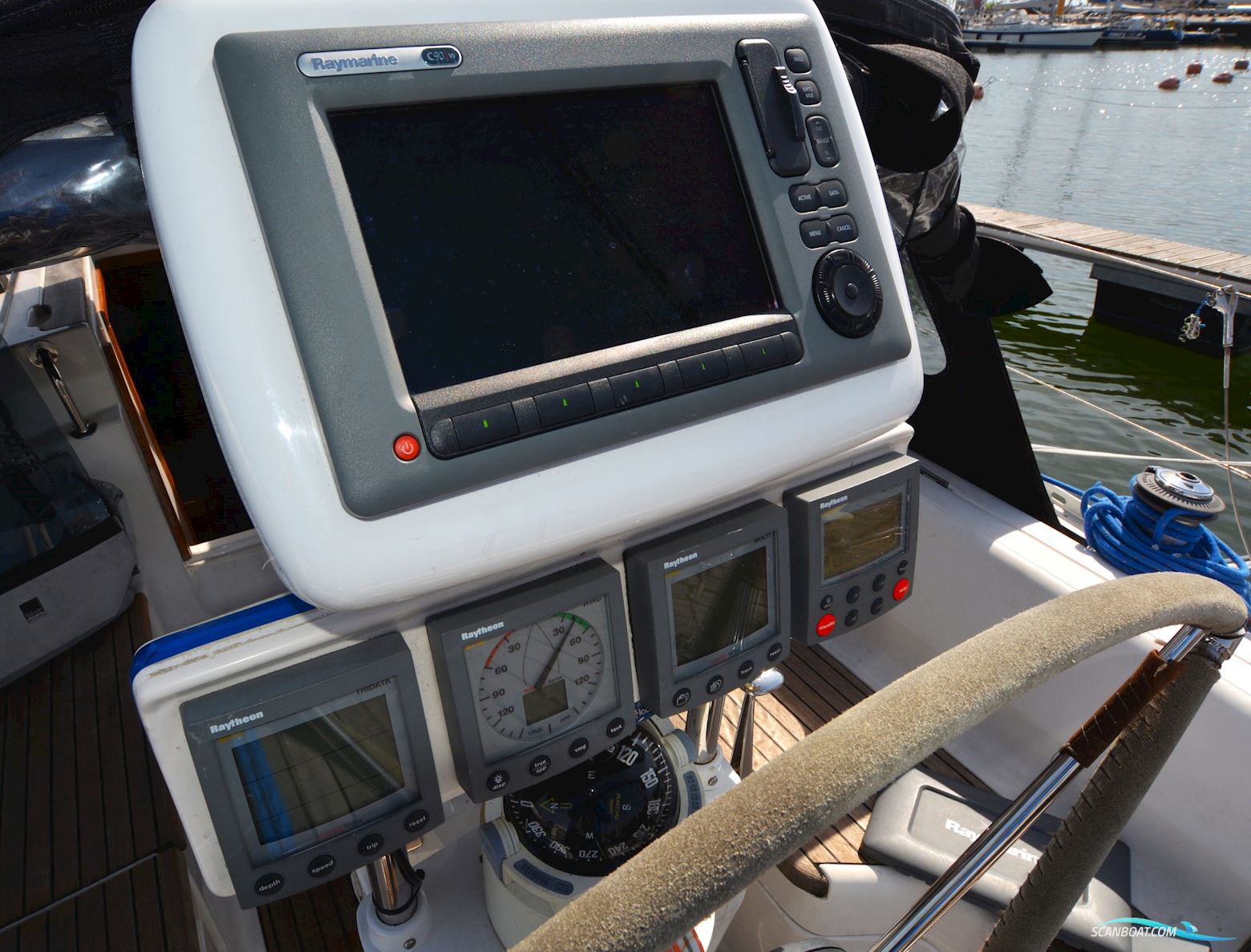 Dufour 35 Classic
