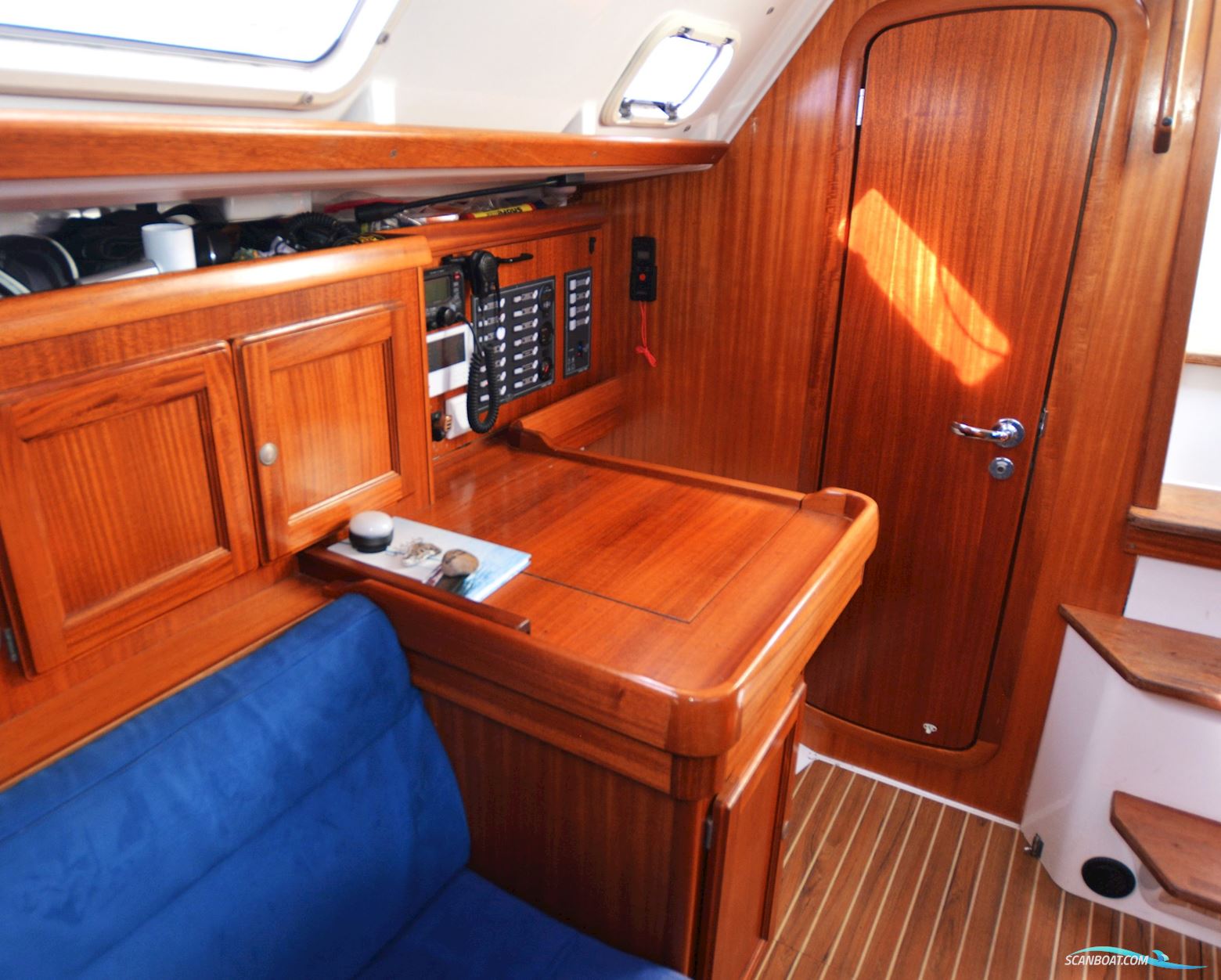 Dufour 35 Classic