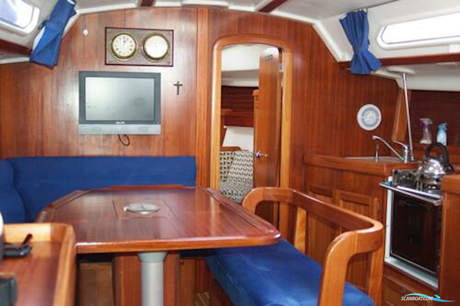 Dufour 36 Classic