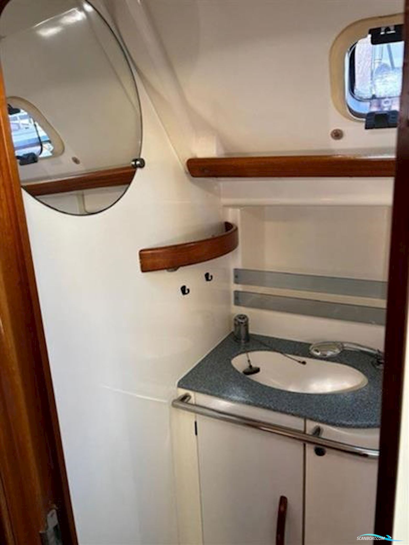 Dufour 36 Classic