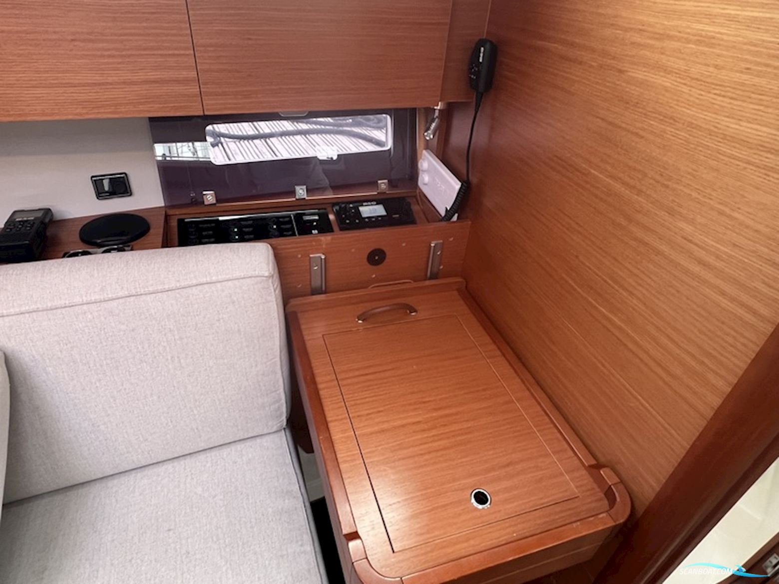 Dufour 360 GL