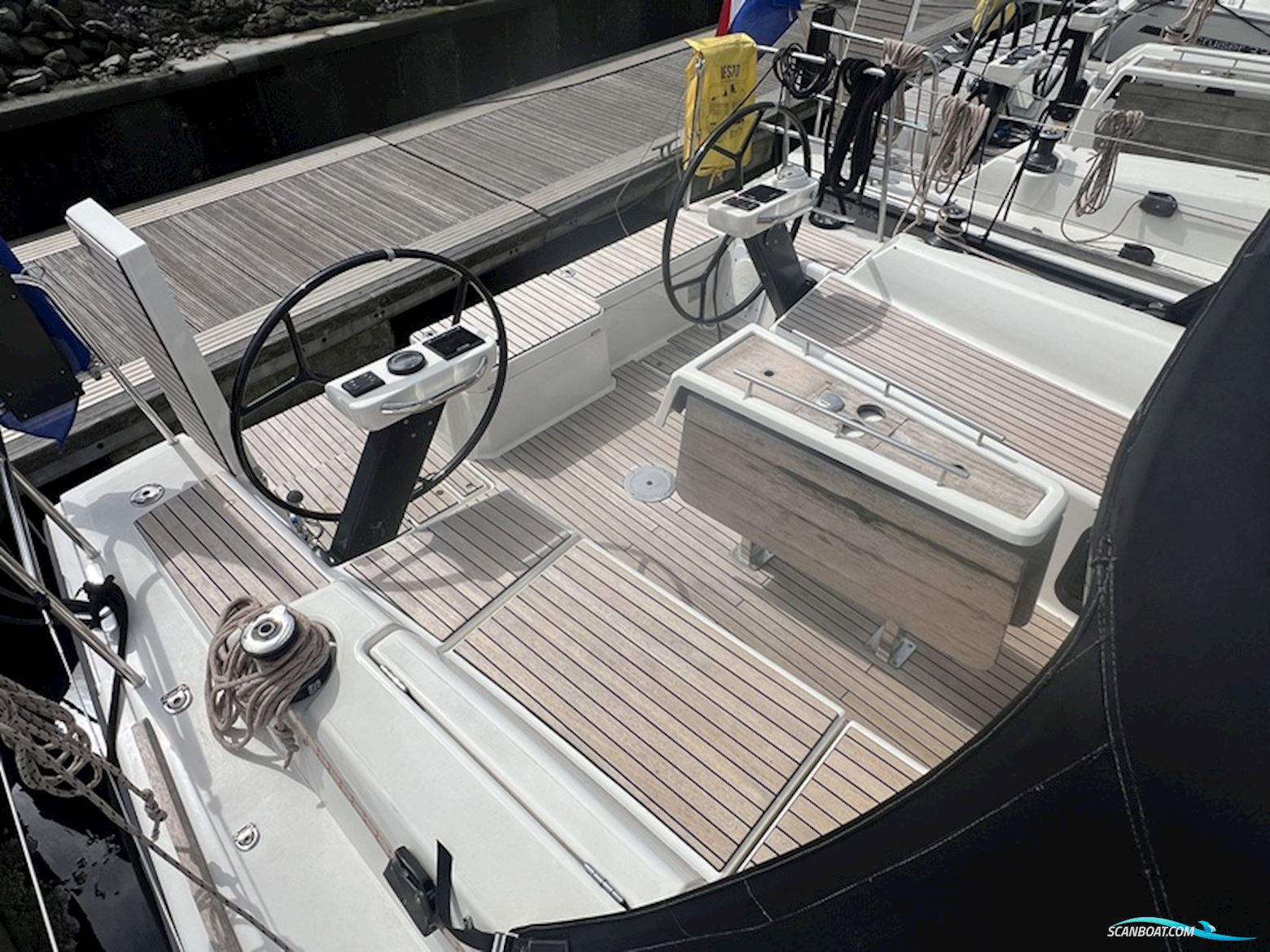Dufour 360 GL