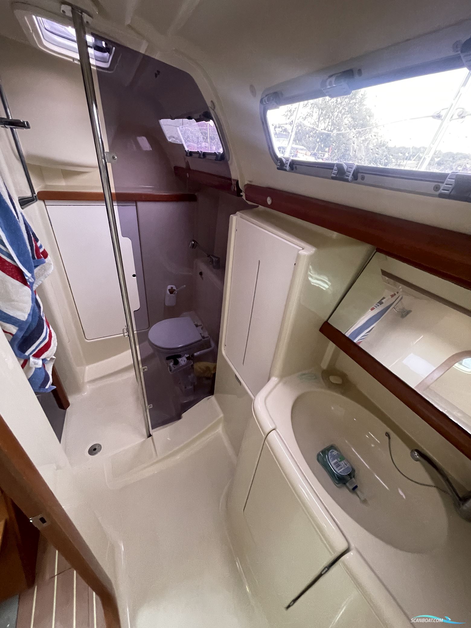 Dufour 365 Grand Large