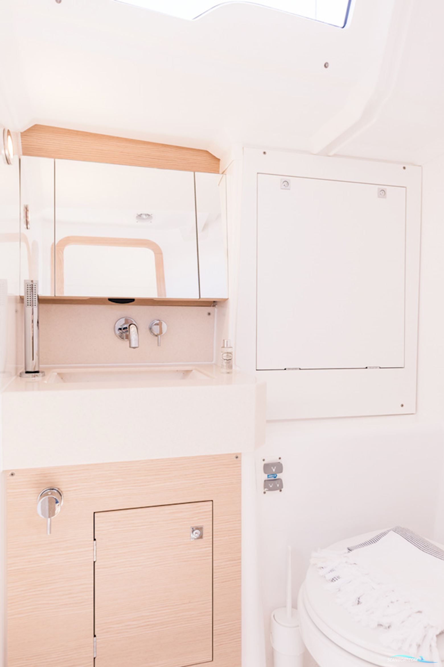 Dufour 37 - Preorder