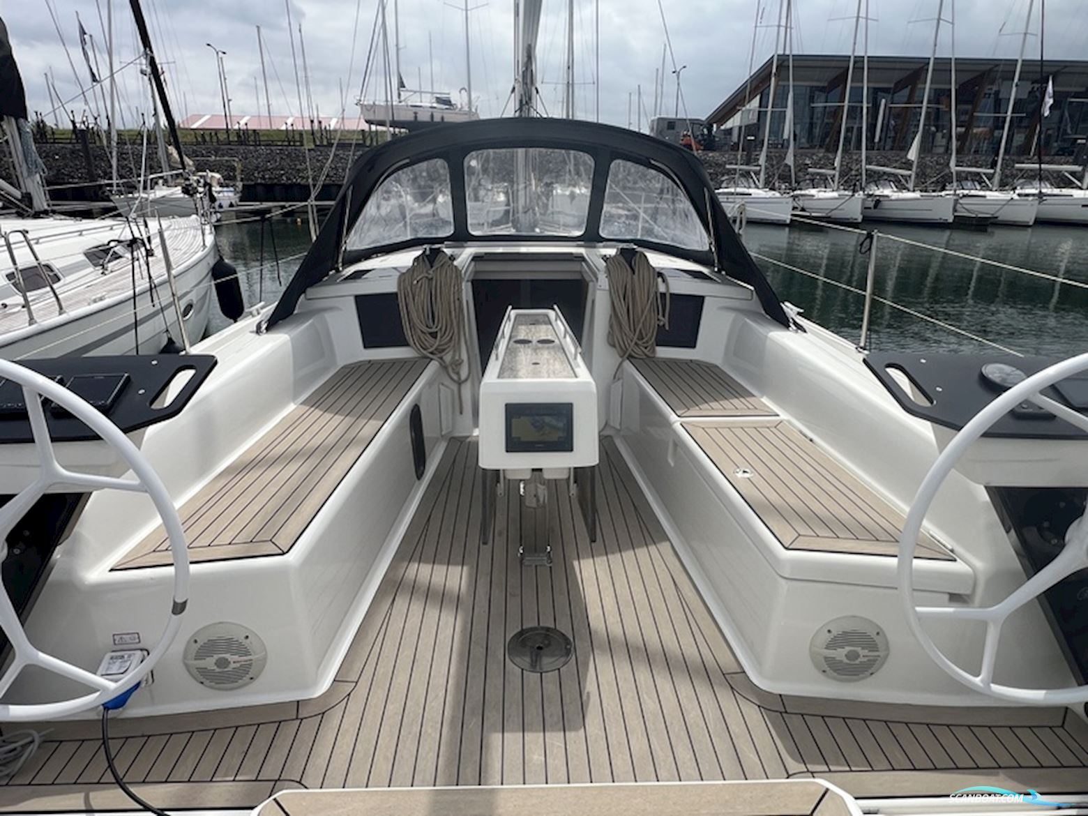 Dufour 37-2